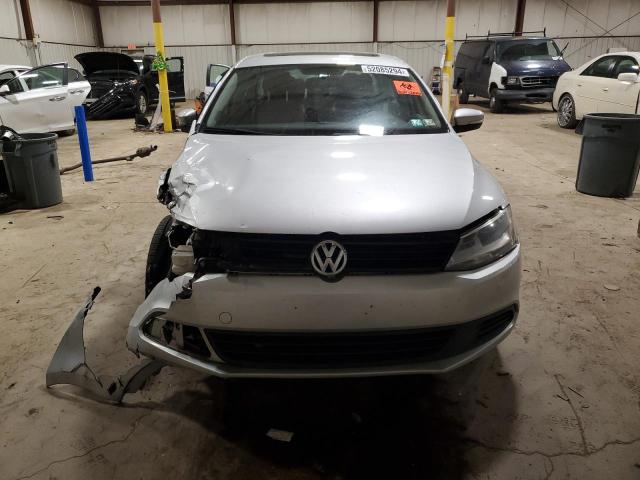 Photo 4 VIN: 3VWDP7AJ6CM467211 - VOLKSWAGEN JETTA 