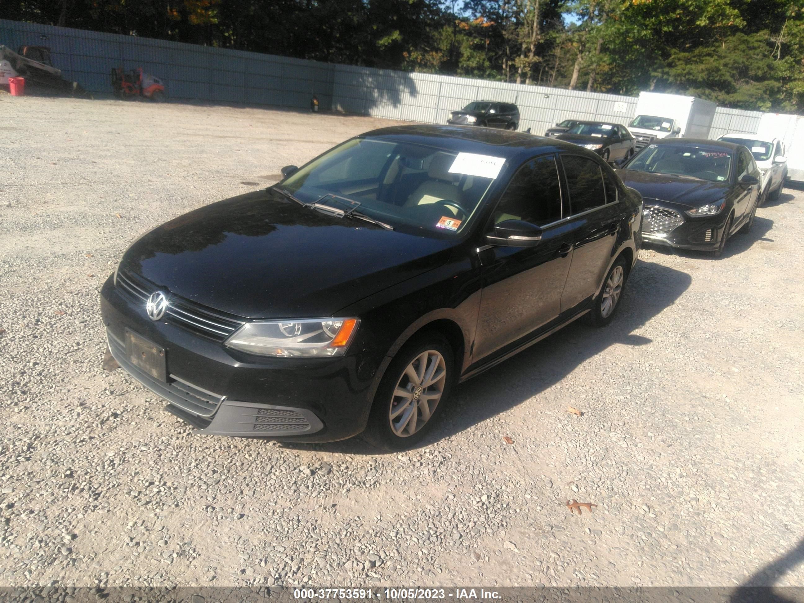 Photo 1 VIN: 3VWDP7AJ6DM253076 - VOLKSWAGEN JETTA 