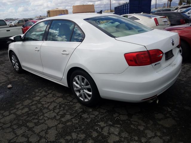 Photo 2 VIN: 3VWDP7AJ6DM257385 - VOLKSWAGEN JETTA SE 