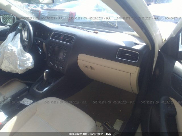 Photo 4 VIN: 3VWDP7AJ7CM307063 - VOLKSWAGEN JETTA SEDAN 