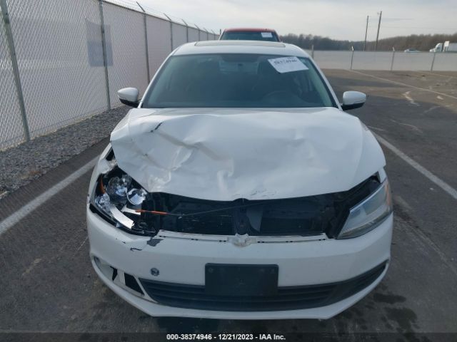 Photo 5 VIN: 3VWDP7AJ7CM393183 - VOLKSWAGEN JETTA 