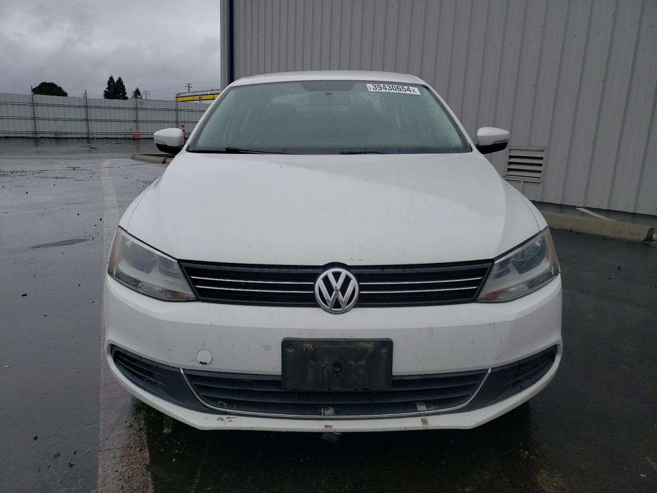 Photo 4 VIN: 3VWDP7AJ7DM282697 - VOLKSWAGEN JETTA 