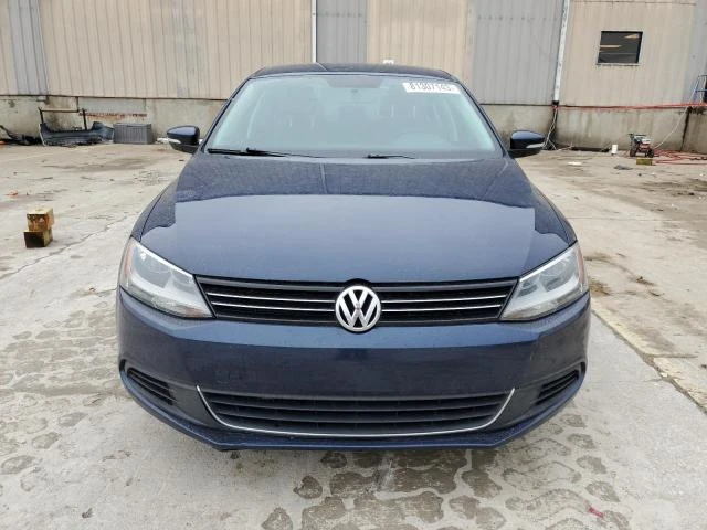 Photo 4 VIN: 3VWDP7AJ7DM381570 - VOLKSWAGEN JETTA SE 