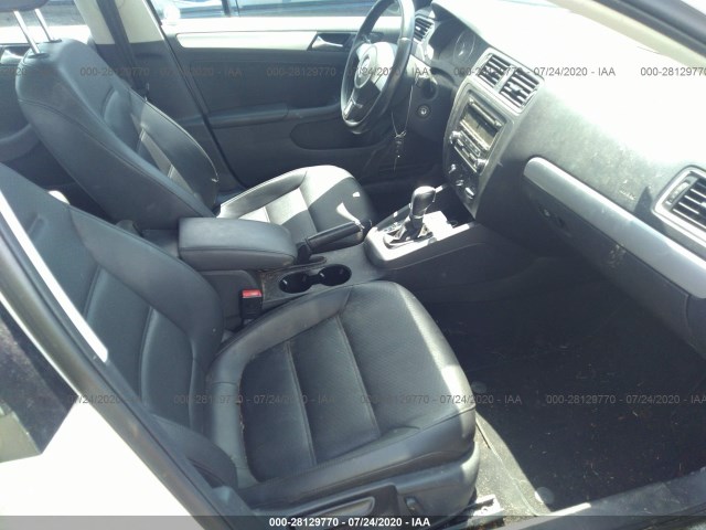 Photo 4 VIN: 3VWDP7AJ7DM408279 - VOLKSWAGEN JETTA 