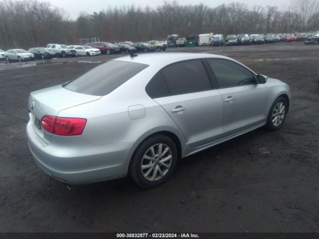 Photo 3 VIN: 3VWDP7AJ8CM120494 - VOLKSWAGEN JETTA 