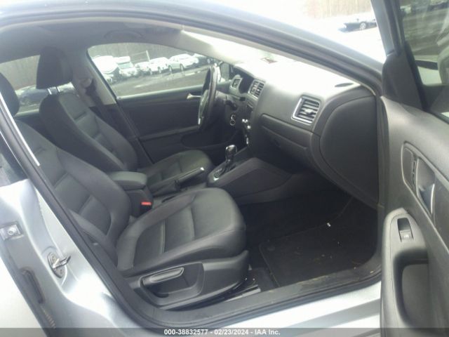 Photo 4 VIN: 3VWDP7AJ8CM120494 - VOLKSWAGEN JETTA 