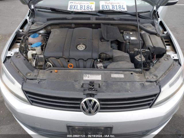 Photo 9 VIN: 3VWDP7AJ8CM131723 - VOLKSWAGEN JETTA 