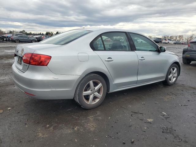 Photo 2 VIN: 3VWDP7AJ8DM376930 - VOLKSWAGEN JETTA SE 