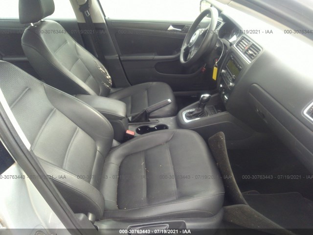 Photo 4 VIN: 3VWDP7AJ9CM126871 - VOLKSWAGEN JETTA SEDAN 