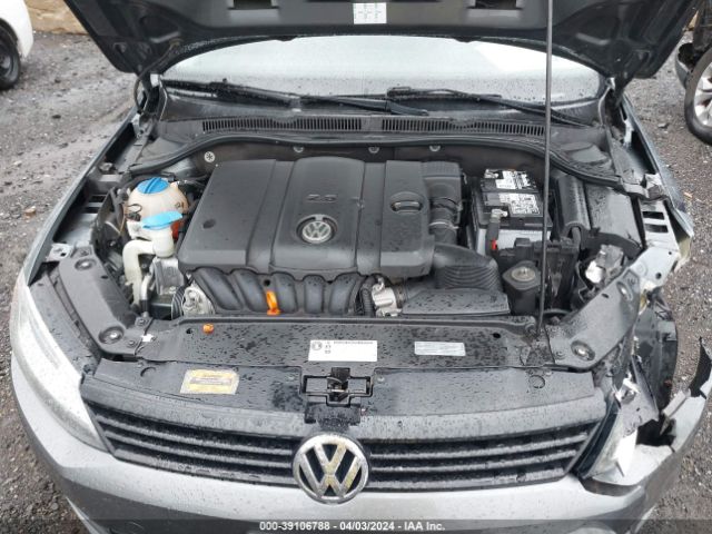 Photo 9 VIN: 3VWDP7AJ9CM374103 - VOLKSWAGEN JETTA 