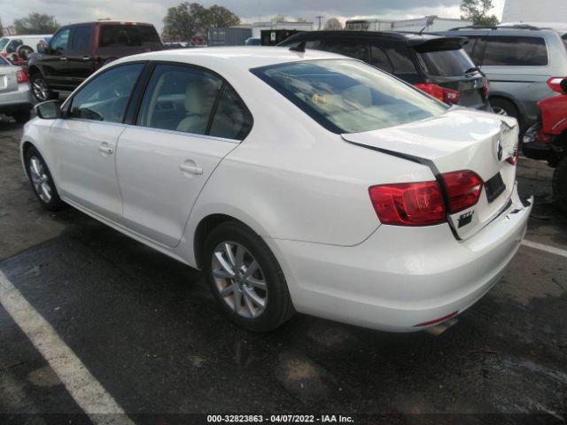 Photo 2 VIN: 3VWDP7AJ9DM211825 - VOLKSWAGEN JETTA SEDAN 