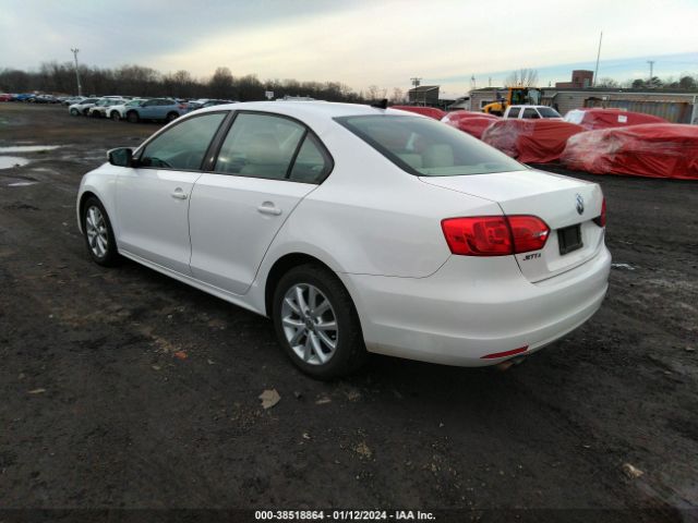 Photo 2 VIN: 3VWDP7AJXCM348738 - VOLKSWAGEN JETTA 