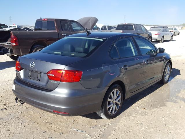 Photo 3 VIN: 3VWDP7AJXCM451822 - VOLKSWAGEN JETTA SE 