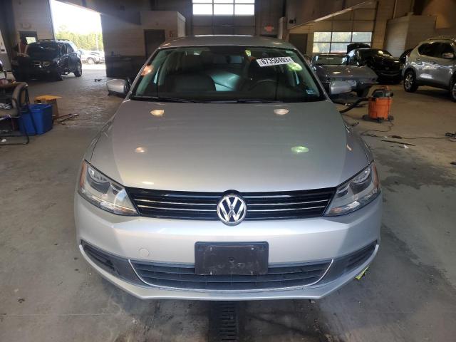 Photo 4 VIN: 3VWDP7AJXDM308645 - VOLKSWAGEN JETTA SE 