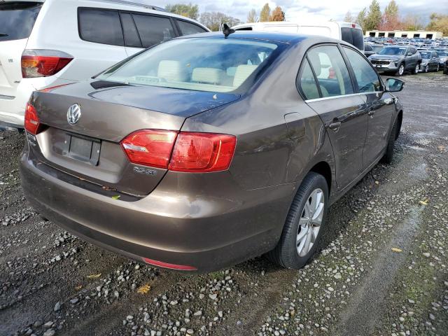 Photo 2 VIN: 3VWDP7AJXDM381336 - VOLKSWAGEN JETTA SE 