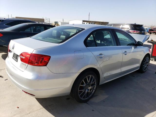 Photo 2 VIN: 3VWDP7AJXDM435234 - VOLKSWAGEN JETTA SE 