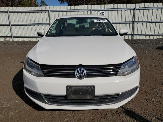 Photo 4 VIN: 3VWDP7AJXDM435461 - VOLKSWAGEN JETTA SE 