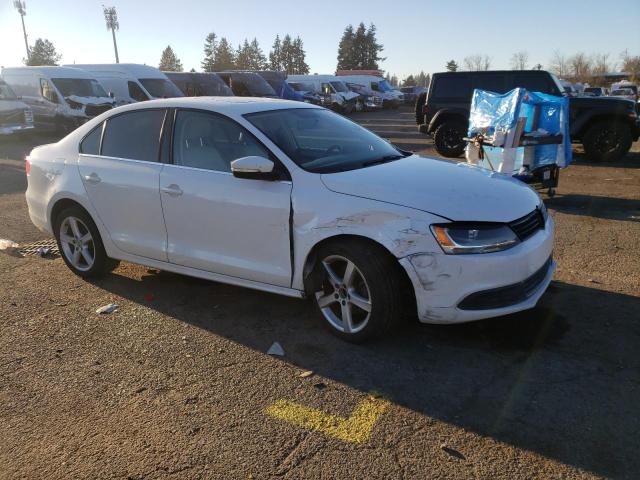 Photo 3 VIN: 3VWDP7AJXDM440417 - VOLKSWAGEN JETTA SE 