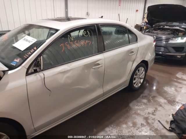 Photo 5 VIN: 3VWDX7AJ0BM313530 - VOLKSWAGEN JETTA 