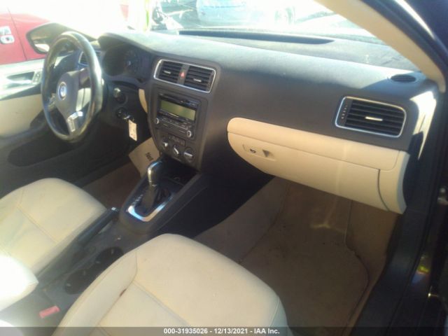 Photo 4 VIN: 3VWDX7AJ0BM324320 - VOLKSWAGEN JETTA SEDAN 