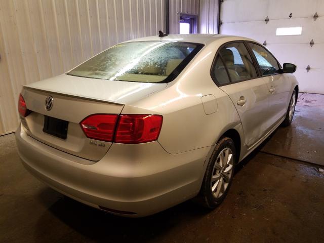 Photo 3 VIN: 3VWDX7AJ0BM396456 - VOLKSWAGEN JETTA SE 