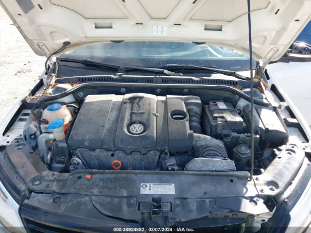 Photo 9 VIN: 3VWDX7AJ0CM336890 - VOLKSWAGEN JETTA 