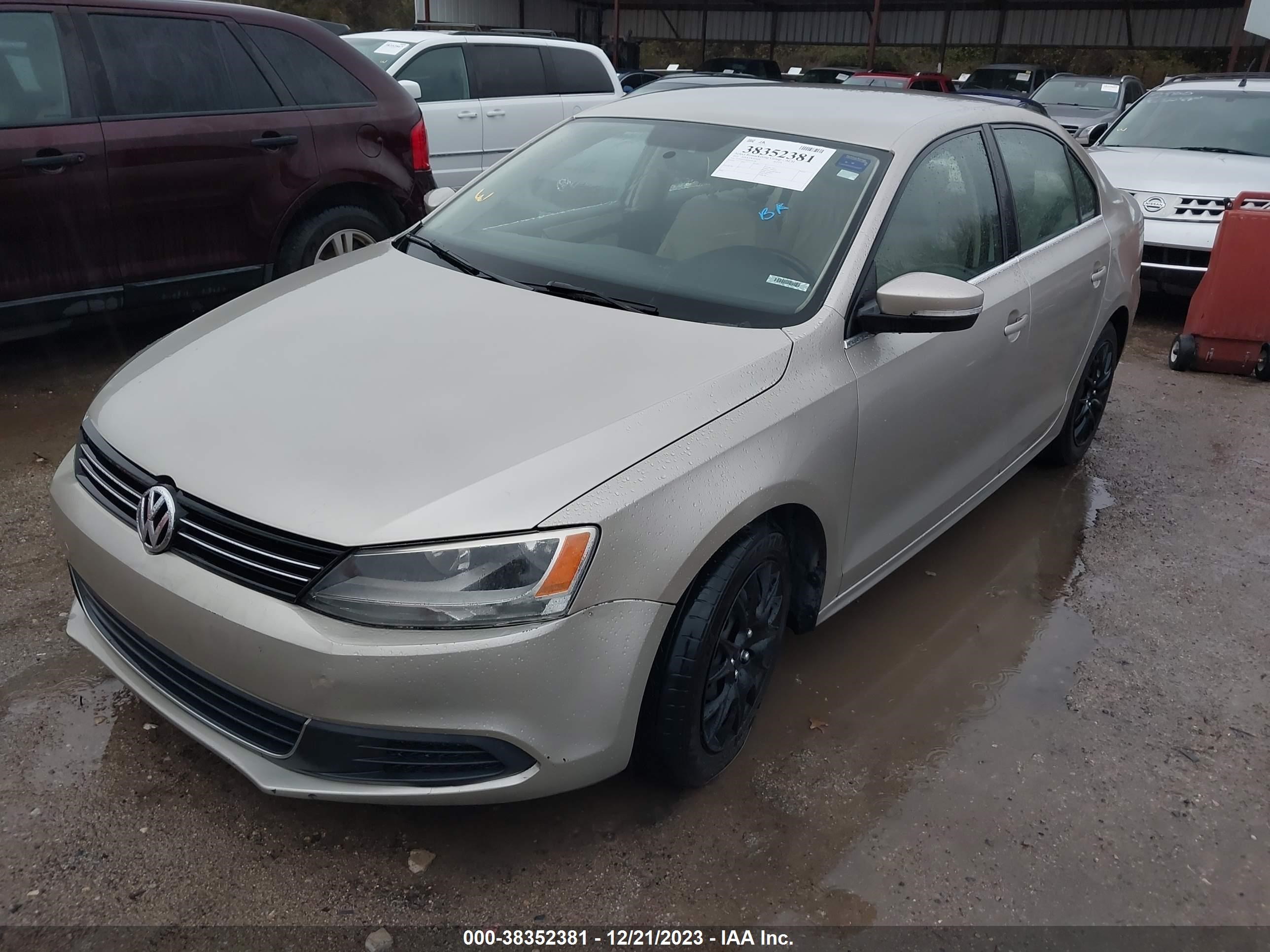 Photo 1 VIN: 3VWDX7AJ0DM244308 - VOLKSWAGEN JETTA 