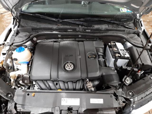 Photo 6 VIN: 3VWDX7AJ0DM427644 - VOLKSWAGEN JETTA SE 