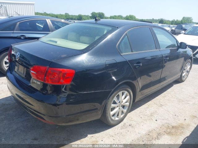 Photo 3 VIN: 3VWDX7AJ1BM331079 - VOLKSWAGEN JETTA 