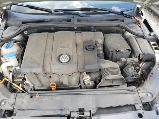 Photo 6 VIN: 3VWDX7AJ1BM396871 - VOLKSWAGEN JETTA SE 