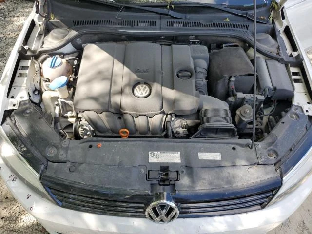 Photo 10 VIN: 3VWDX7AJ1CM380753 - VOLKSWAGEN JETTA SE 