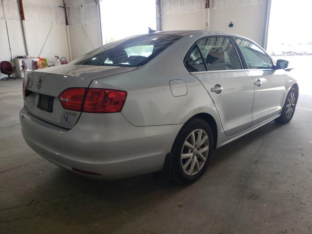 Photo 3 VIN: 3VWDX7AJ1DM424056 - VOLKSWAGEN JETTA SE 