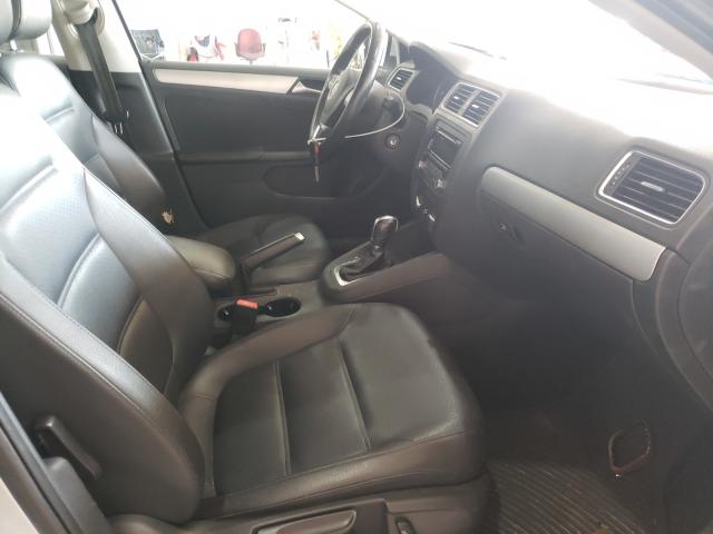 Photo 4 VIN: 3VWDX7AJ1DM424056 - VOLKSWAGEN JETTA SE 