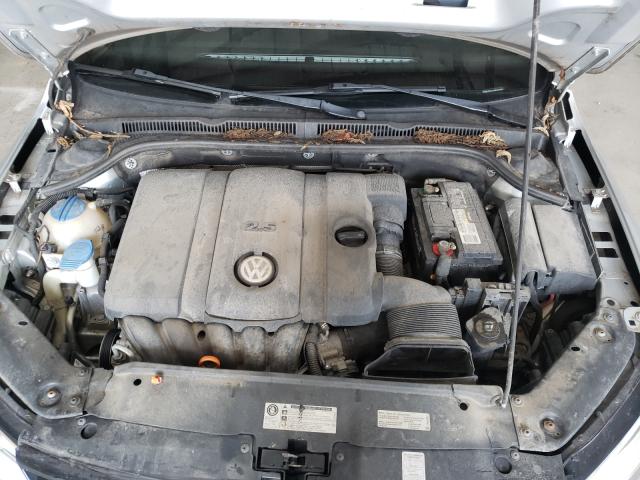 Photo 6 VIN: 3VWDX7AJ1DM424056 - VOLKSWAGEN JETTA SE 