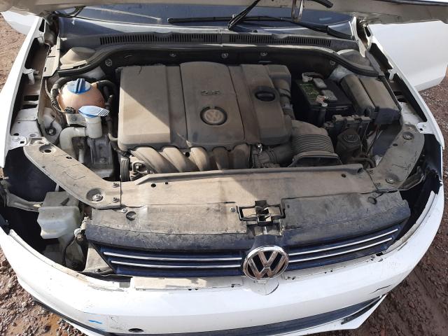 Photo 6 VIN: 3VWDX7AJ1DM446462 - VOLKSWAGEN JETTA SE 