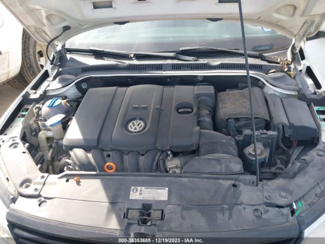 Photo 9 VIN: 3VWDX7AJ2BM342026 - VOLKSWAGEN JETTA 