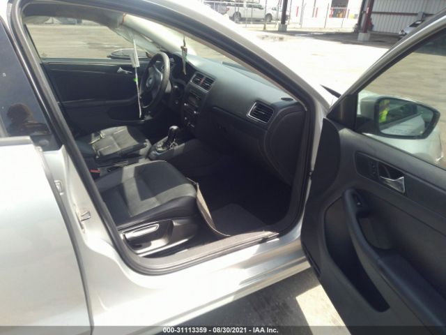 Photo 4 VIN: 3VWDX7AJ2BM342088 - VOLKSWAGEN JETTA SEDAN 