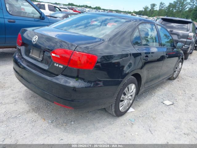 Photo 3 VIN: 3VWDX7AJ2BM353902 - VOLKSWAGEN JETTA 