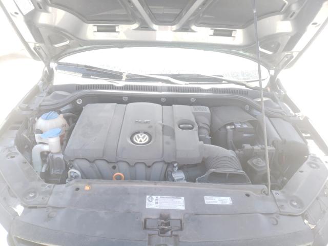 Photo 6 VIN: 3VWDX7AJ2DM213688 - VOLKSWAGEN JETTA SE 