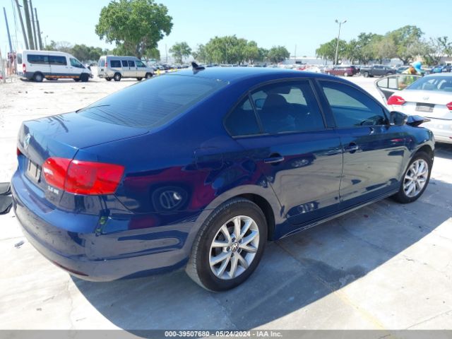 Photo 3 VIN: 3VWDX7AJ3BM322710 - VOLKSWAGEN JETTA 