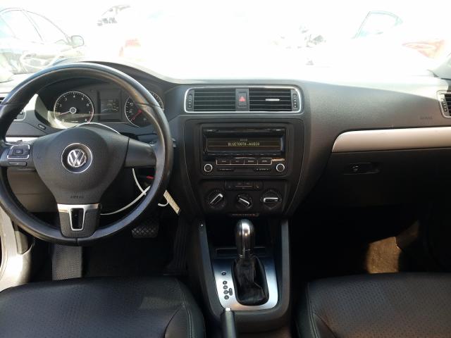 Photo 8 VIN: 3VWDX7AJ3BM325252 - VOLKSWAGEN JETTA SE 