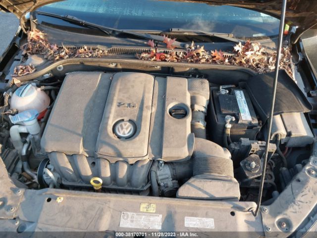 Photo 9 VIN: 3VWDX7AJ3DM318949 - VOLKSWAGEN JETTA 