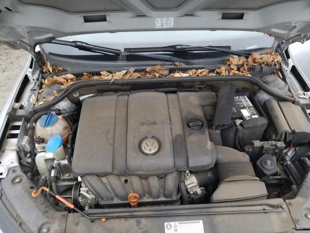 Photo 6 VIN: 3VWDX7AJ4BM052788 - VOLKSWAGEN JETTA SE 