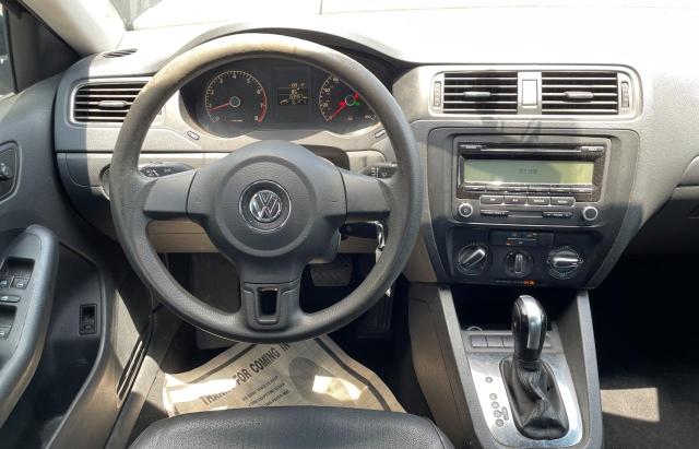 Photo 8 VIN: 3VWDX7AJ4BM337281 - VOLKSWAGEN JETTA SE 