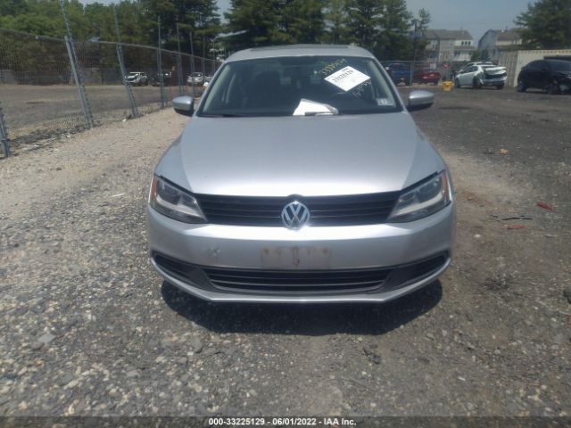 Photo 5 VIN: 3VWDX7AJ4CM413969 - VOLKSWAGEN JETTA SEDAN 