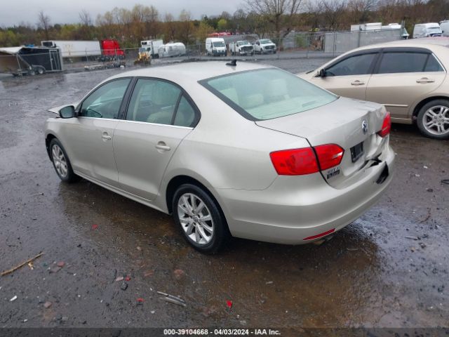 Photo 2 VIN: 3VWDX7AJ4DM254081 - VOLKSWAGEN JETTA 