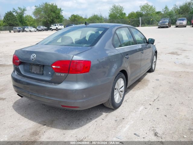 Photo 3 VIN: 3VWDX7AJ4DM444219 - VOLKSWAGEN JETTA 