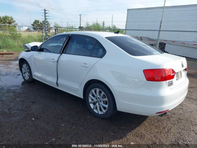 Photo 2 VIN: 3VWDX7AJ5BM352078 - VOLKSWAGEN JETTA 