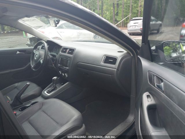 Photo 4 VIN: 3VWDX7AJ5CM389617 - VOLKSWAGEN JETTA 