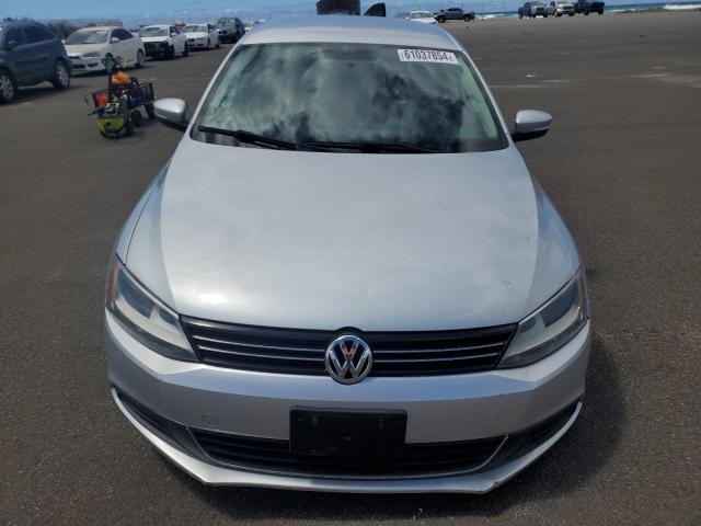 Photo 4 VIN: 3VWDX7AJ5DM231411 - VOLKSWAGEN JETTA SE 